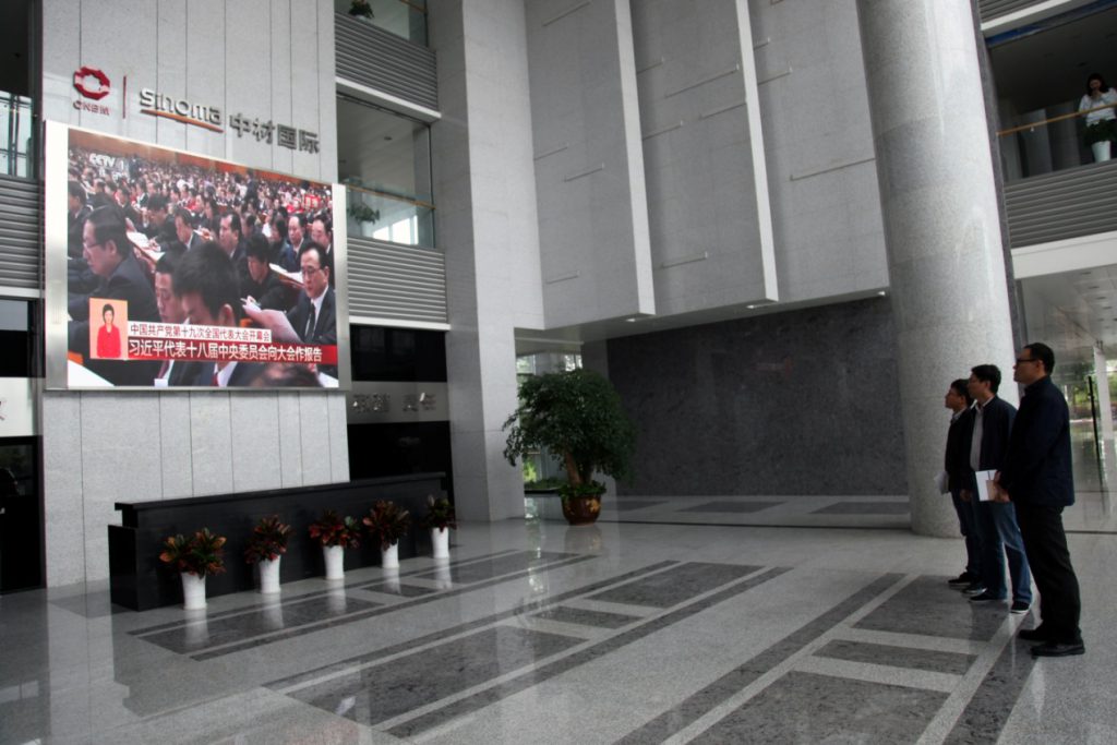 1542878323891919T20B.jpg 444.jpg